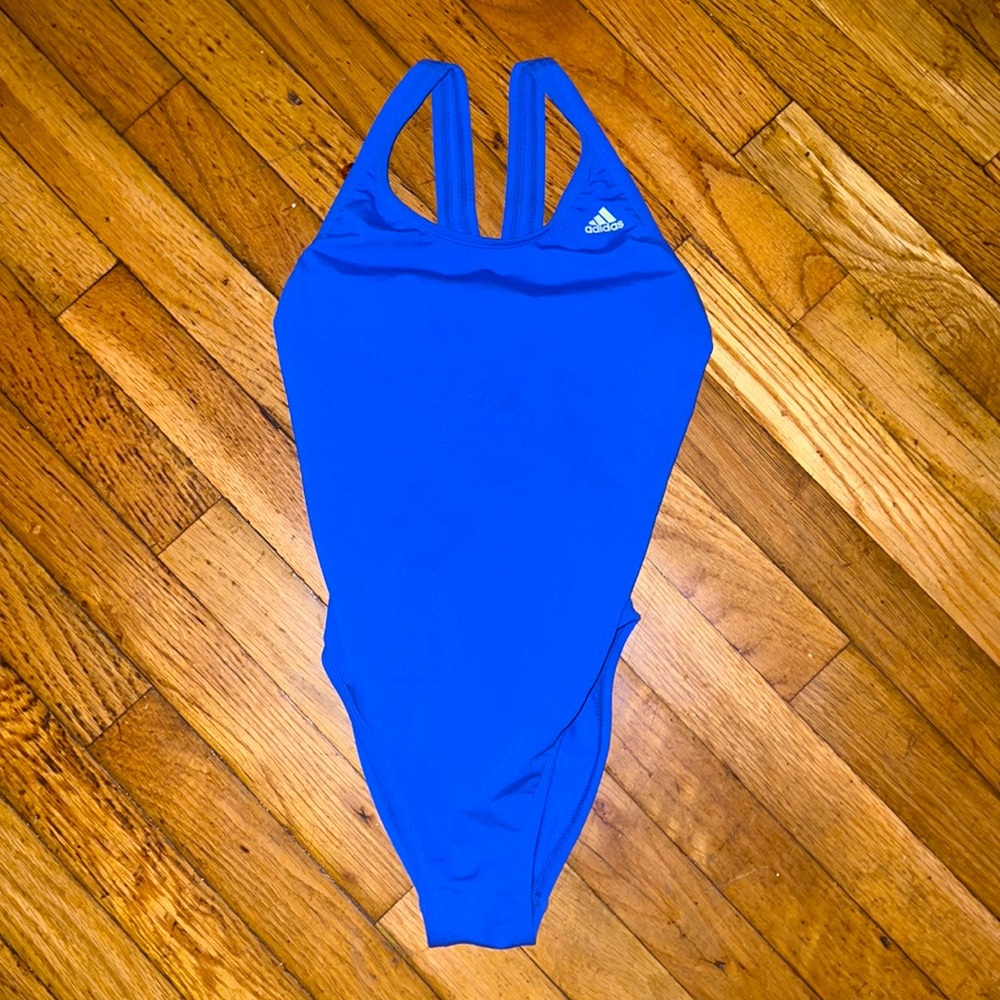 Baiting suit
